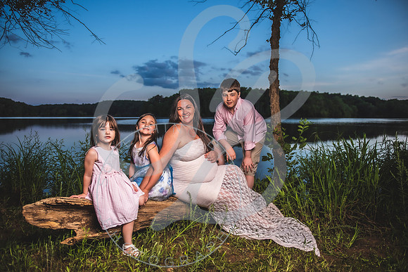 Rowe - Maternity_060422_0271