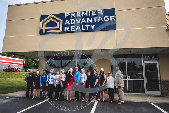 Grand Opening Premier Advantage Realty_050824_0221