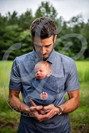 Brady - Newborn_081925_0241