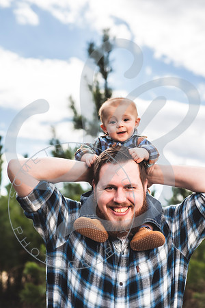 Declan - 8 Month_032622_0119