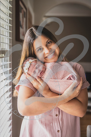 Mia - Newborn_052424_0329