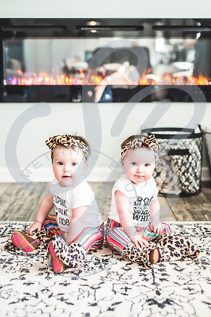 Whitfield Twins - 8 Month_011422_0166