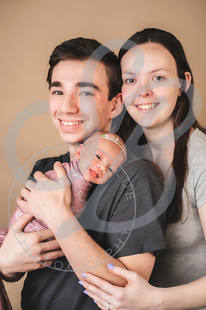 Alice - Newborn_030822_0066