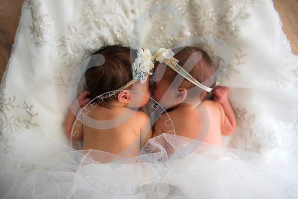 Adcock Twins - Newborn_070225_0257