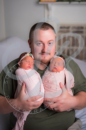 Adcock Twins - Newborn_070225_0057
