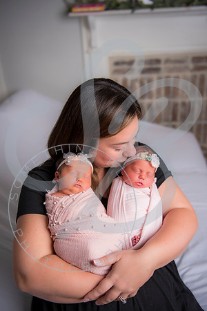 Adcock Twins - Newborn_070225_0015