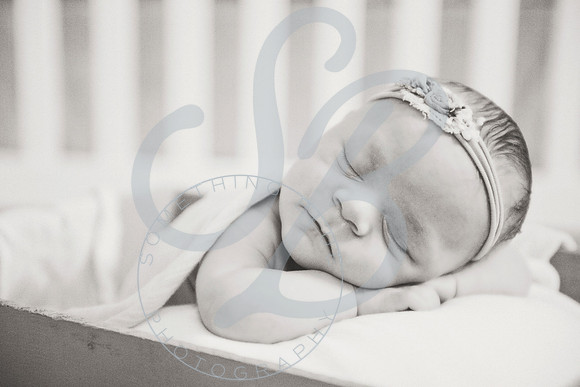 Eliana - Newborn_071522_0088