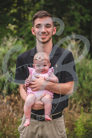 Alice - 4 month_062122_0136