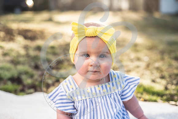 Jessie - 8 Month_031822_0143