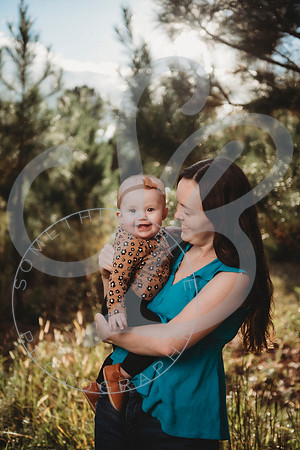 Alice - 8 month_101822_0336