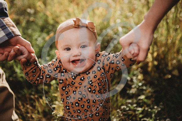 Alice - 8 month_101822_0365