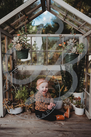 Alice - 8 month_101822_0377