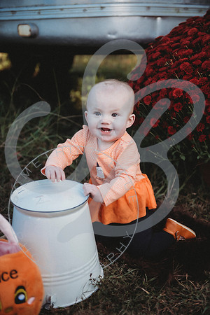 Alice - 8 month_101822_0461