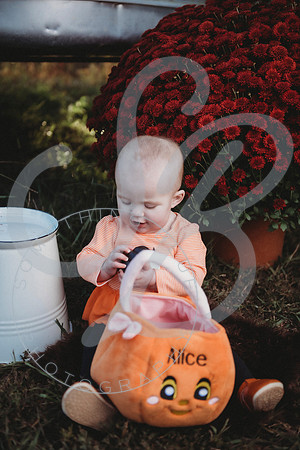 Alice - 8 month_101822_0479