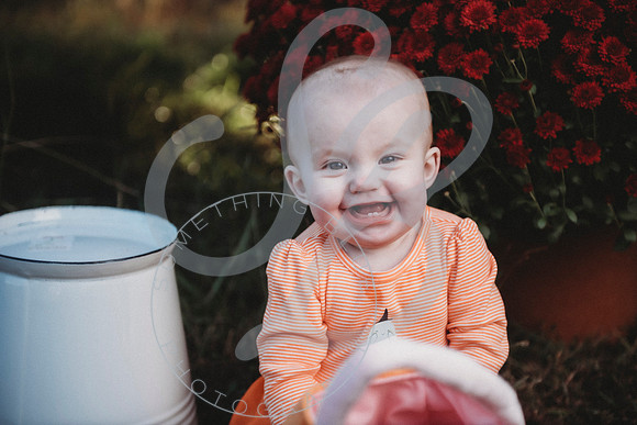 Alice - 8 month_101822_0489