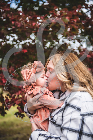 Elianna - 4 Month_102322_0037