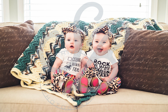 Whitfield Twins - 8 Month_011422_0120