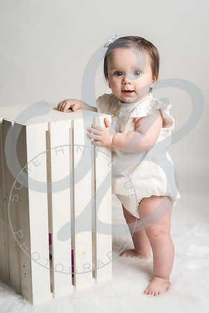 Lydia - 8 Month_020622_0043