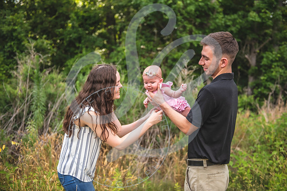 Alice - 4 month_062122_0017