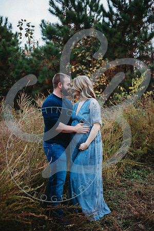 Shannon - Maternity_103022_0371