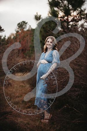 Shannon - Maternity_103022_0459