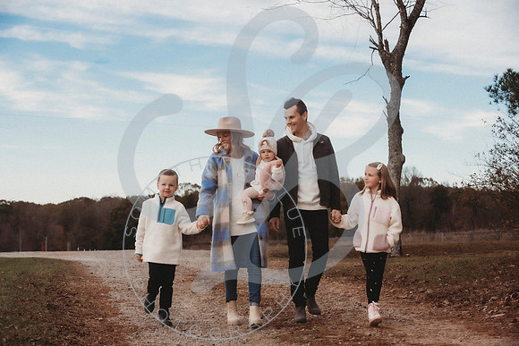 Barnes Family - Fall 2022_112022_0119