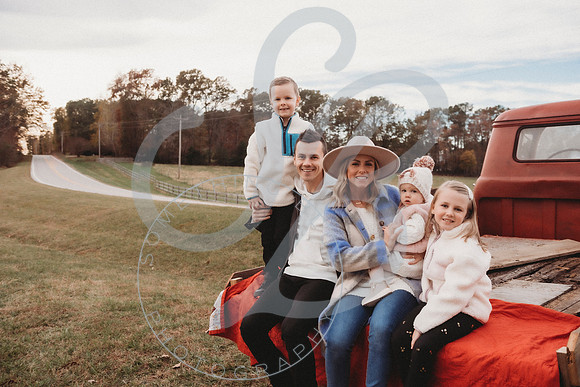 Barnes Family - Fall 2022_112022_0012