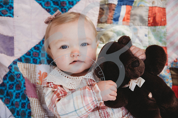 Caelynn - 1 Year_112622_0577