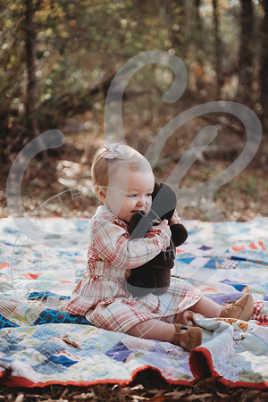 Caelynn - 1 Year_112622_0563
