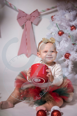 Isla - 1 year_120222_0099