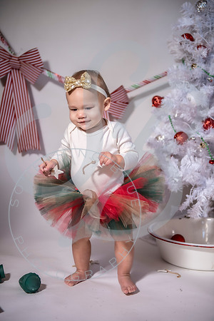 Isla - 1 year_120222_0149