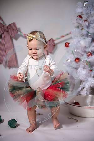 Isla - 1 year_120222_0152