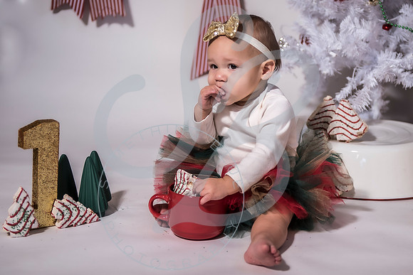 Isla - 1 year_120222_0179
