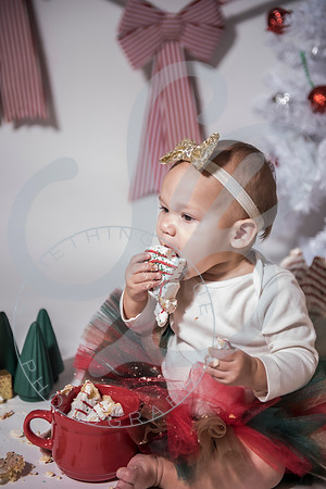 Isla - 1 year_120222_0208