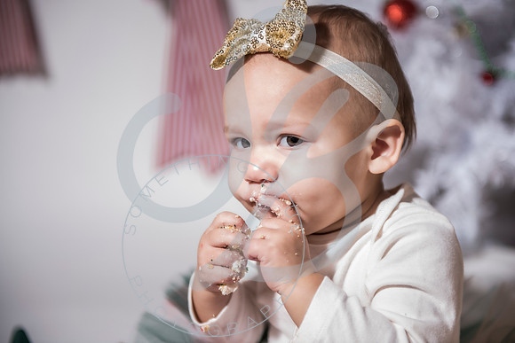 Isla - 1 year_120222_0232