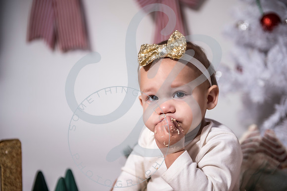 Isla - 1 year_120222_0256