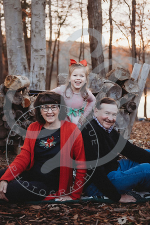Currin Family - 2022_120422_0320