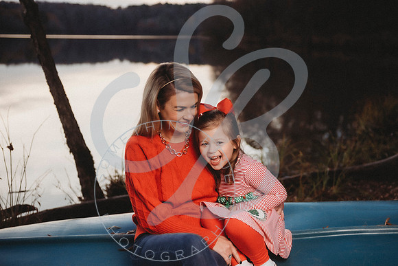 Currin Family - 2022_120422_0411