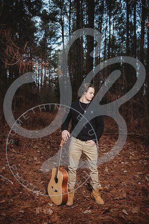 Isaiah - Senior Pics_122122_0018