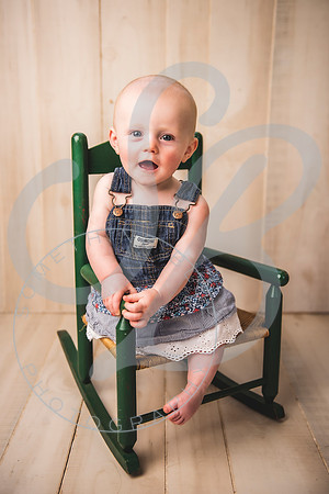 Sadie - 8 Month_060522_0039