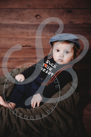 Liam - 6 Month_010723_0157
