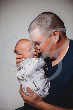 Thomas - Newborn_011423_0105