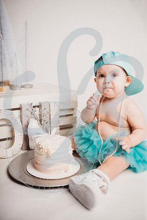 Oakley - Cake Smash_012823_0642