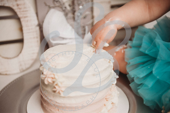 Oakley - Cake Smash_012823_0649