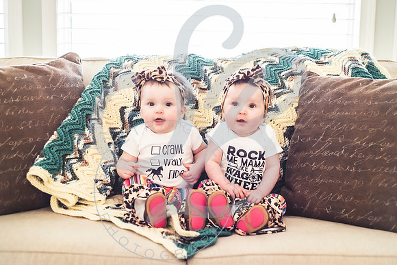 Whitfield Twins - 8 Month_011422_0107