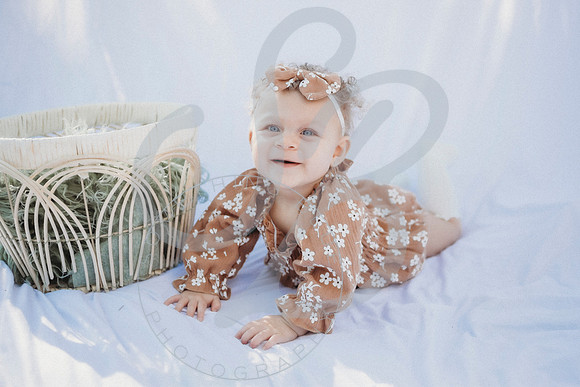 Elianna - 8 Month_022823_0076