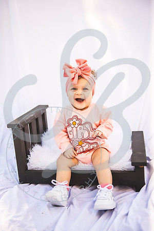 Elianna - 8 Month_022823_0289
