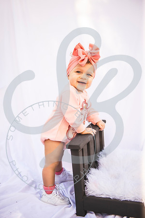 Elianna - 8 Month_022823_0316