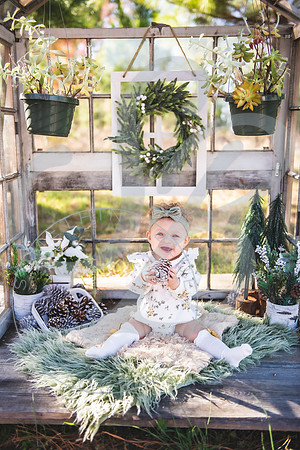 Elianna - 8 Month_022823_0328