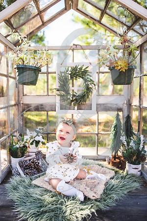 Elianna - 8 Month_022823_0358